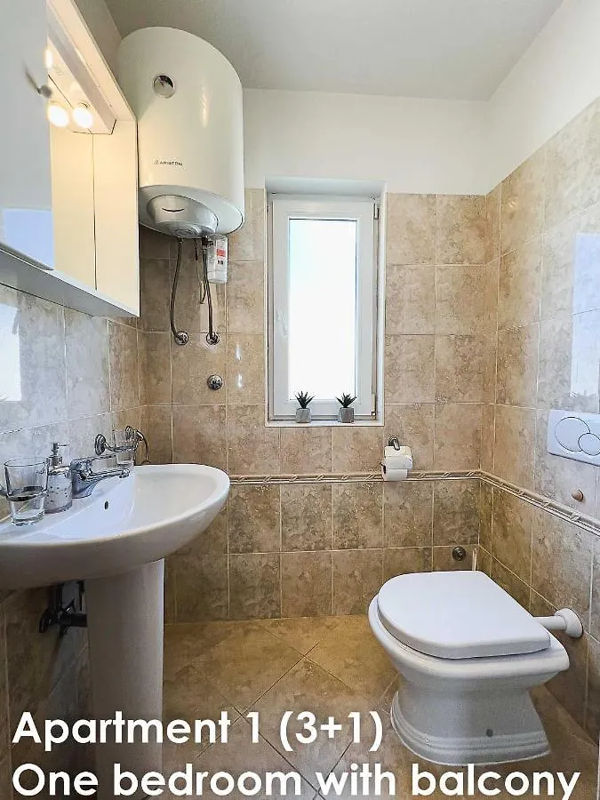 Sunshine Apartments Funtana With Balcony And Sea View